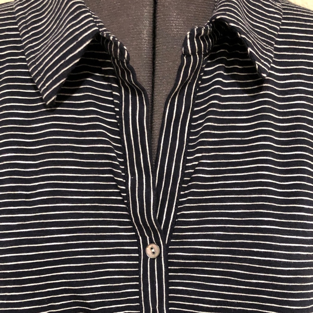 Women’s Striped Black and White Top - Picture 4 of 14